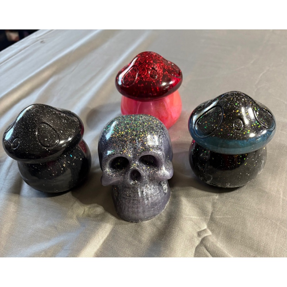 Handmade Resin‎ Mushroom Trinket Jars and Skull Set Gothic Glitter Decor 4pc